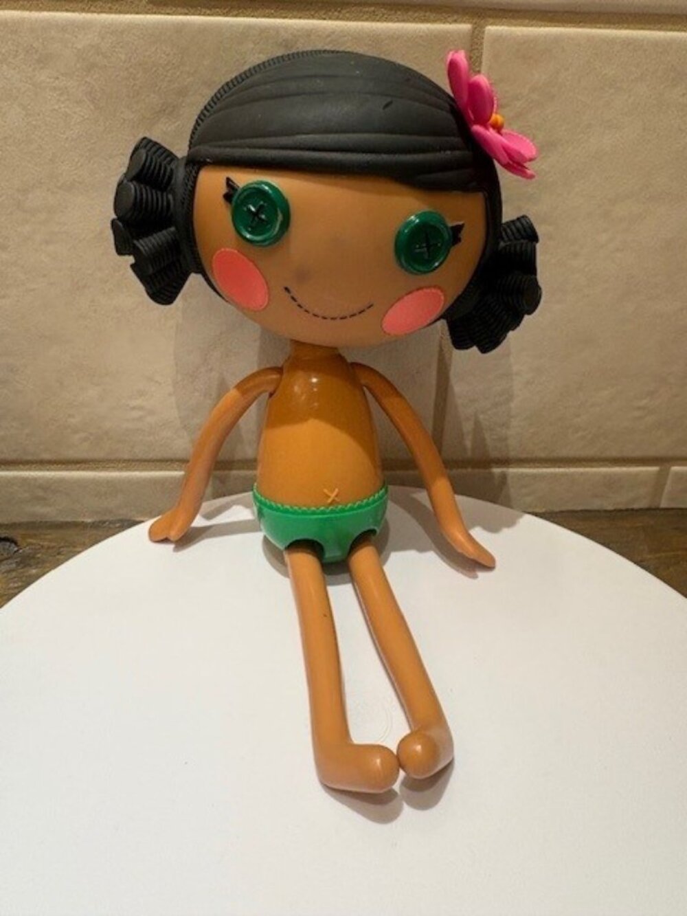 2009 Lalaloopsy “Mango Tiki Wiki” Full Size Doll MGA NO Outfit